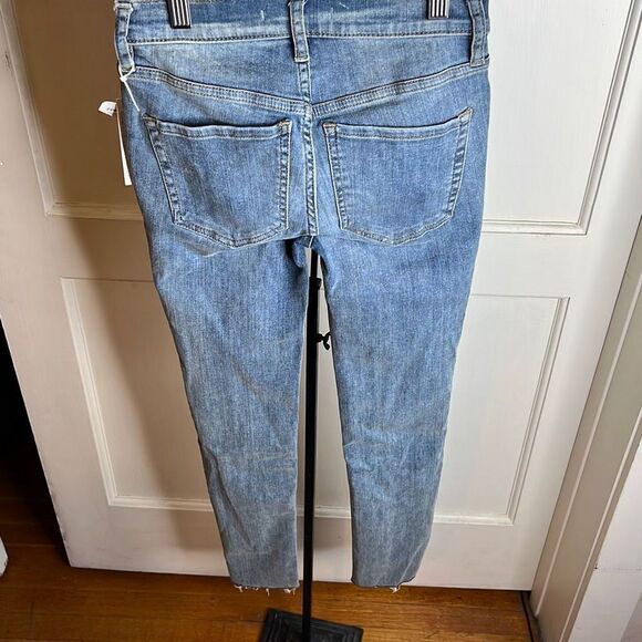 Free People Reagan Button fly Skinny high rise jeans raw hem Size 24 NWT - Picture 6 of 8